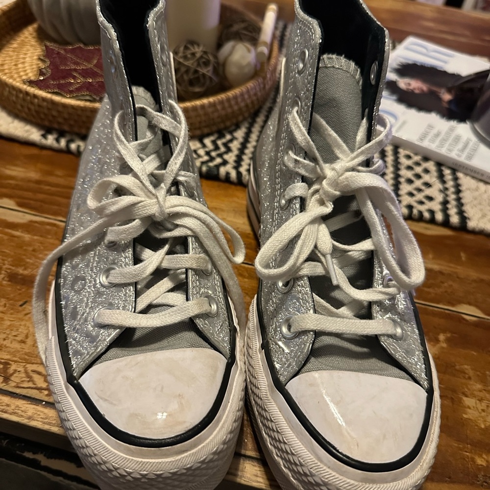 Girls platform converse